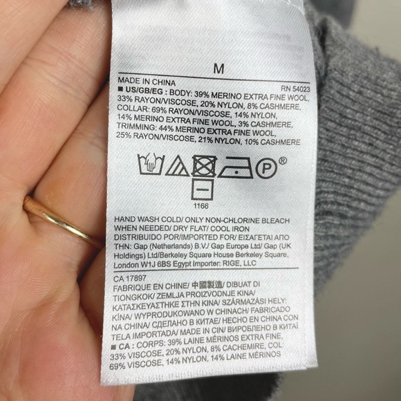 Banana Republic Women's Medium Grey Stripe Filpucci Knit Sweater Cashmere Wool - Picture 9 of 16